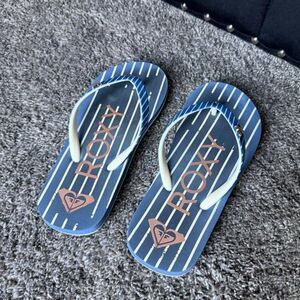 Roxy Blue and Navy Flipflops